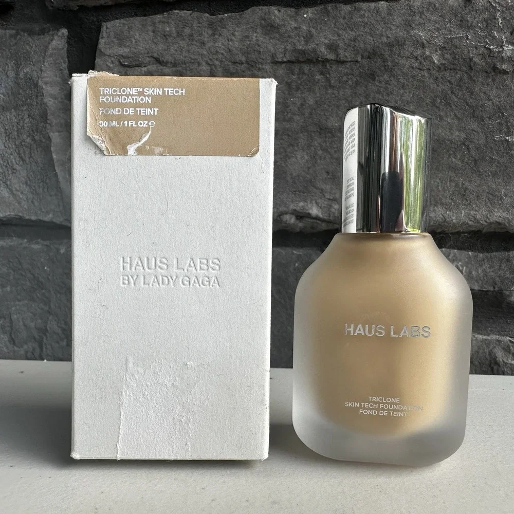 HAUS LABS Triclone Skin Tech Foundation - 260 Light Medium Cool - Full Size